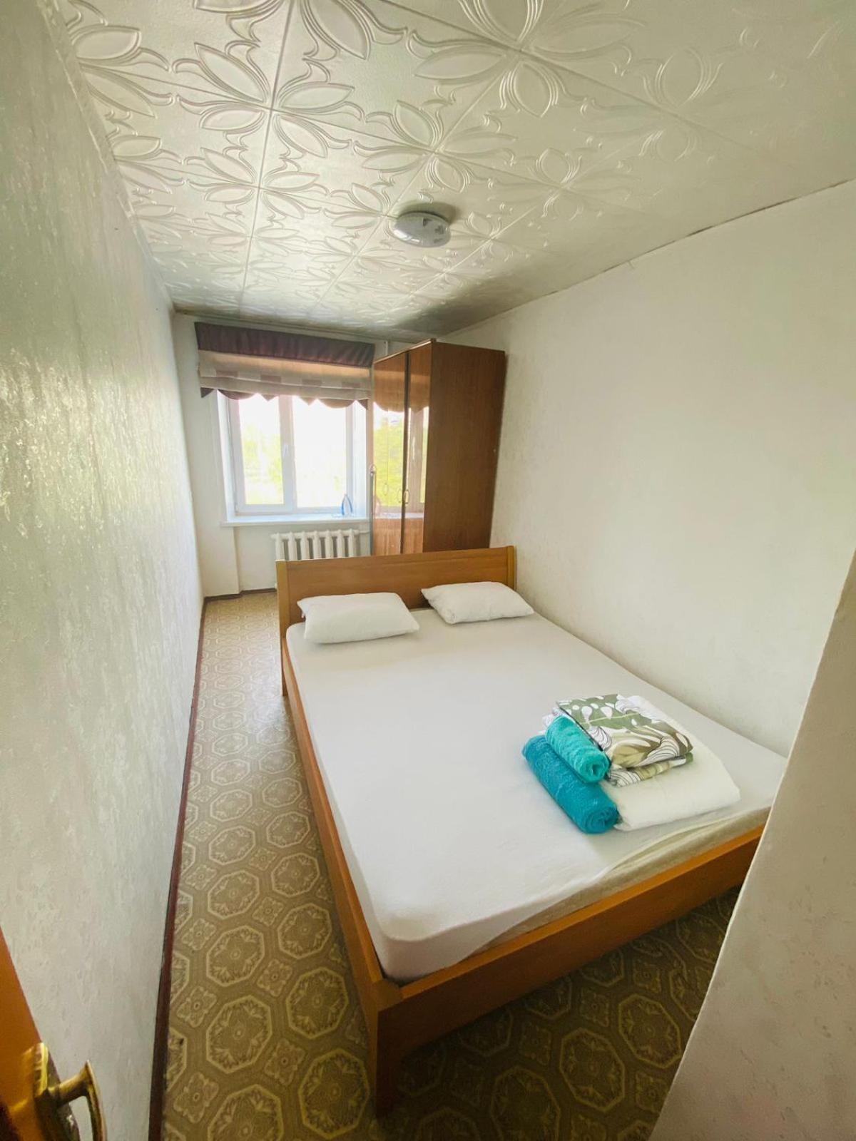 Г Караганда Ул Ермекова 58 Посуточно 2 Комн Apartment Екстериор снимка